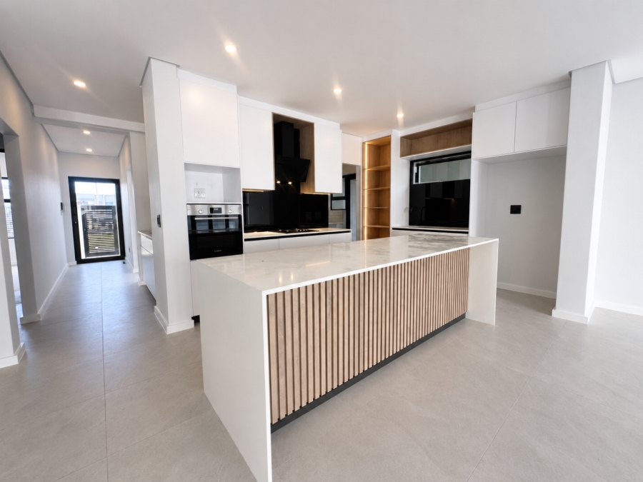 4 Bedroom Property for Sale in Sandown Western Cape